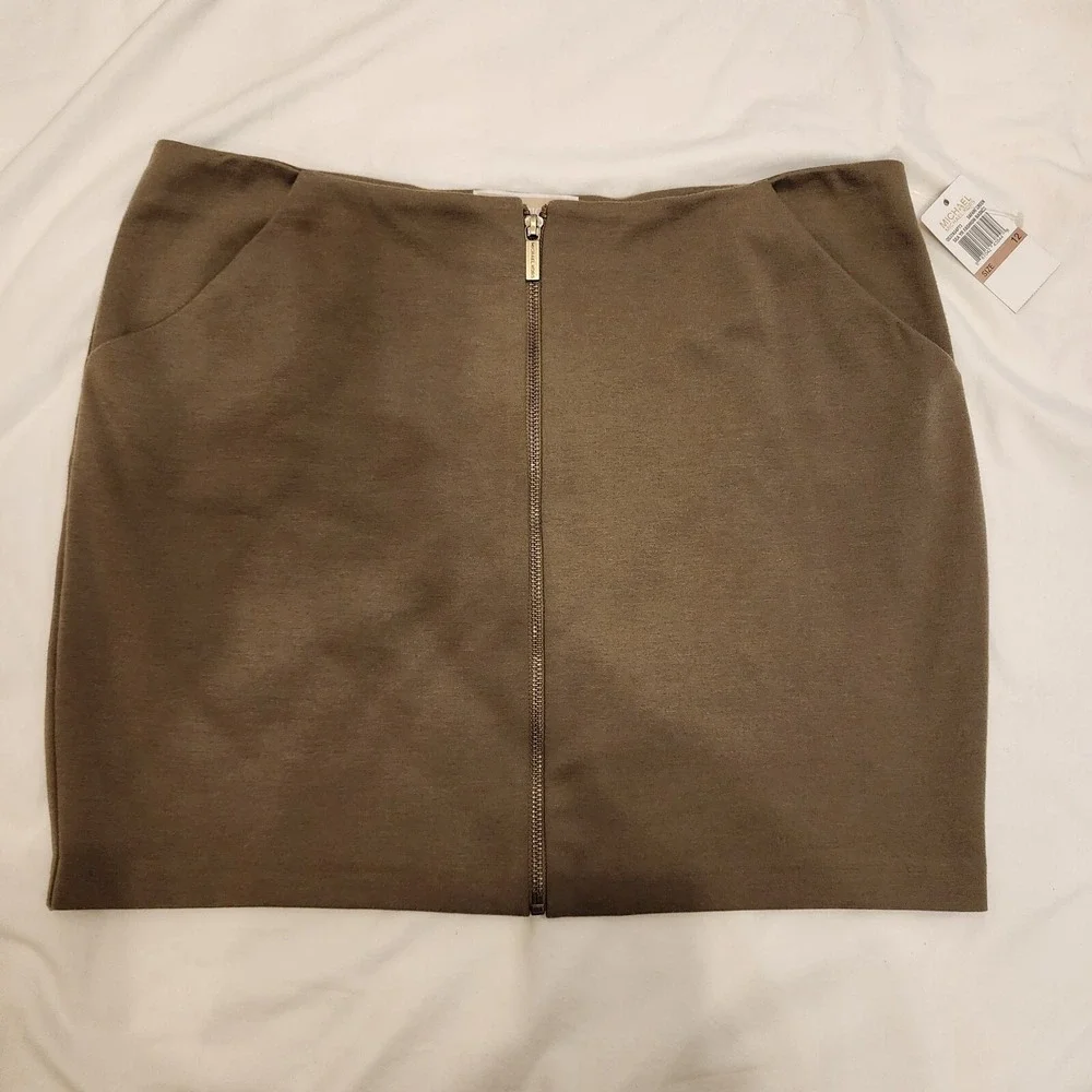 MIichael Kors Safari Green Mini Skirt smart casual ivy style classic prep 12 NWT